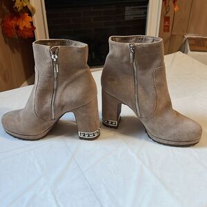Karl Lagerfeld Paris Women’s High Heels Suede boots Size 10M
